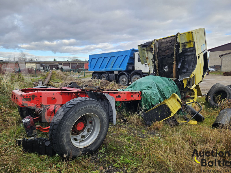 MAN TGA18.480 - Грузовик-шасси: фото 4 MAN TGA18.480 - Грузовик-шасси: фото 4