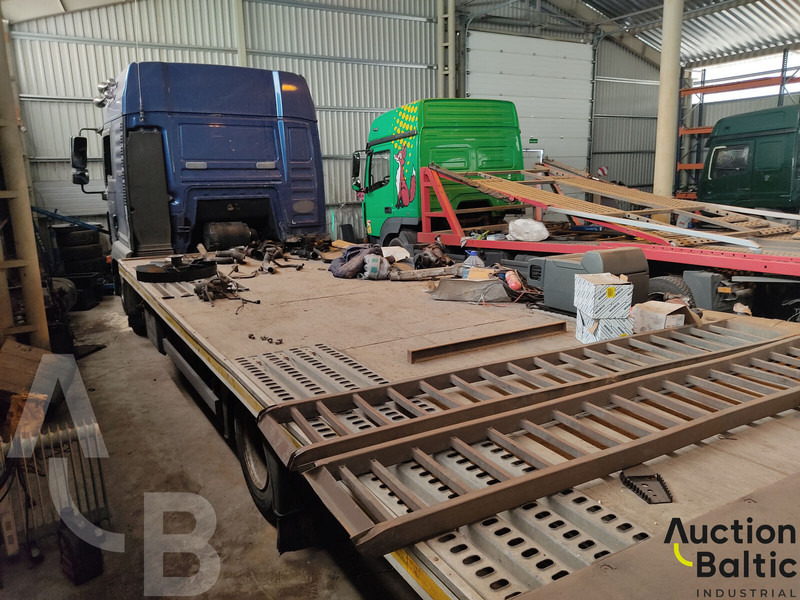 MAN TGL 8.220 4X2 BL - Грузовик бортовой/ Платформа: фото 4 MAN TGL 8.220 4X2 BL - Грузовик бортовой/ Платформа: фото 4