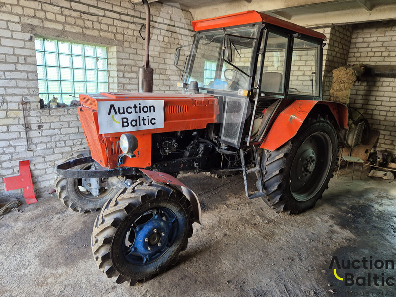 MTZ Belarus MTZ 82 - Трактор: фото 1 MTZ Belarus MTZ 82 - Трактор: фото 1
