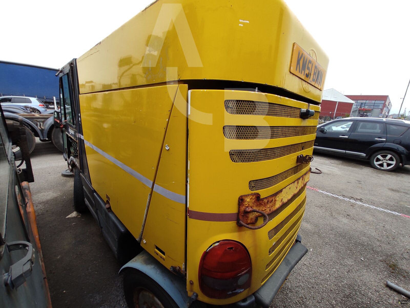 Подметально-уборочная машина Mathieu Azura: фото 6 Подметально-уборочная машина Mathieu Azura: фото 6