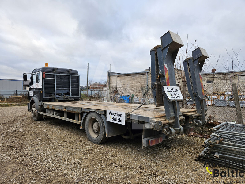 Mercedes-Benz 1831 - Эвакуатор: фото 3 Mercedes-Benz 1831 - Эвакуатор: фото 3