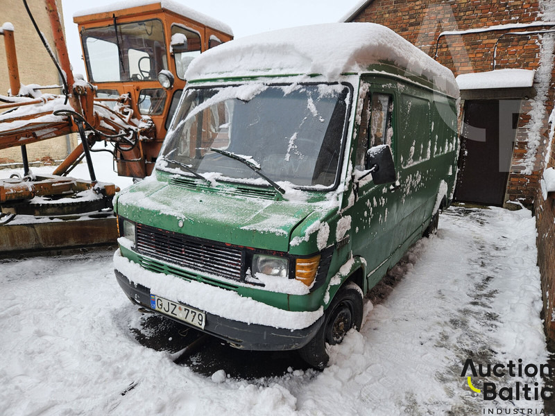 Mercedes-Benz 207D - Легковой фургон: фото 1 Mercedes-Benz 207D - Легковой фургон: фото 1