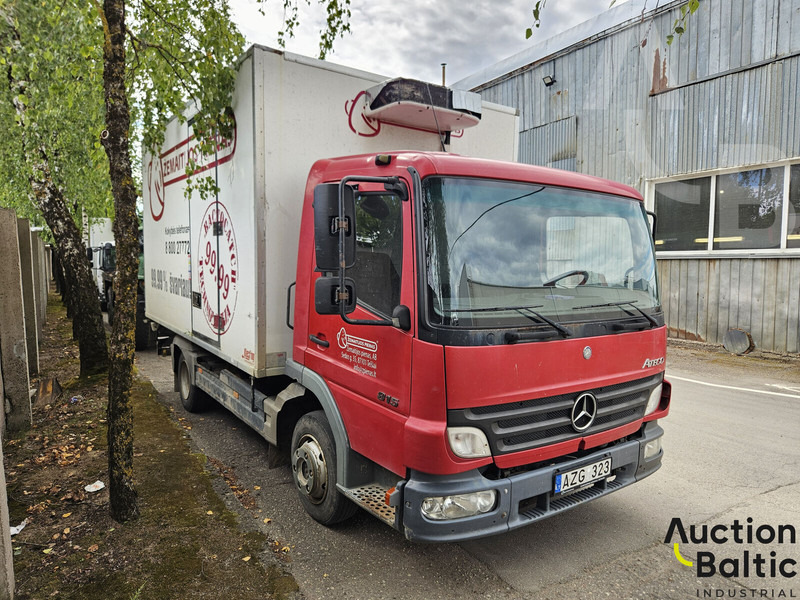 Mercedes-Benz 815 - Рефрижератор: фото 2 Mercedes-Benz 815 - Рефрижератор: фото 2