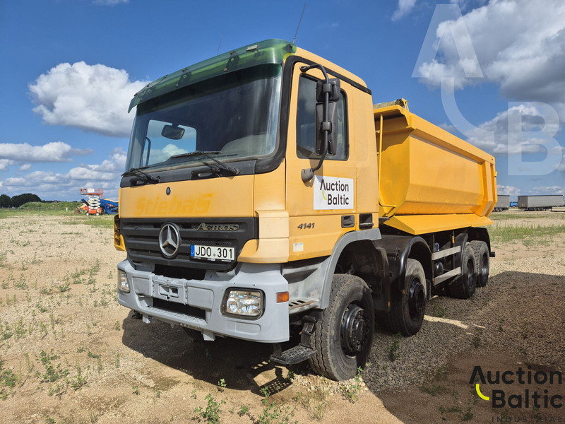 Mercedes-Benz Actros 4141 - Самосвал: фото 1 Mercedes-Benz Actros 4141 - Самосвал: фото 1