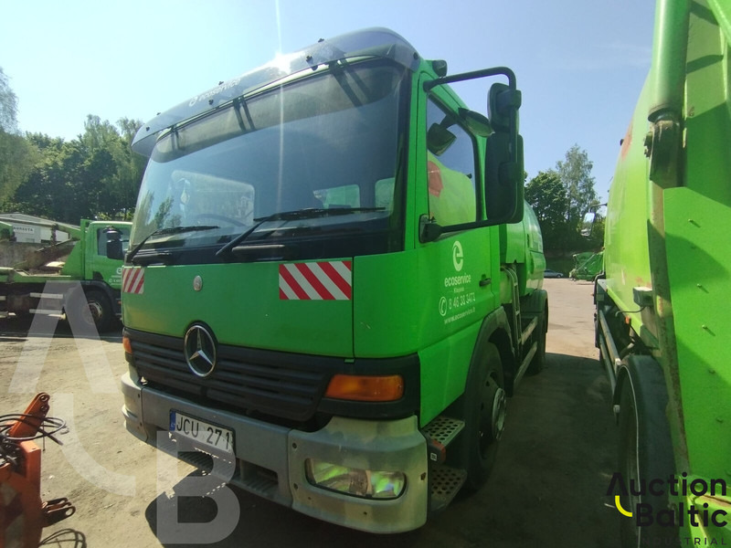 Mercedes-Benz Atego 1318 - Подметально-уборочная машина: фото 2 Mercedes-Benz Atego 1318 - Подметально-уборочная машина: фото 2