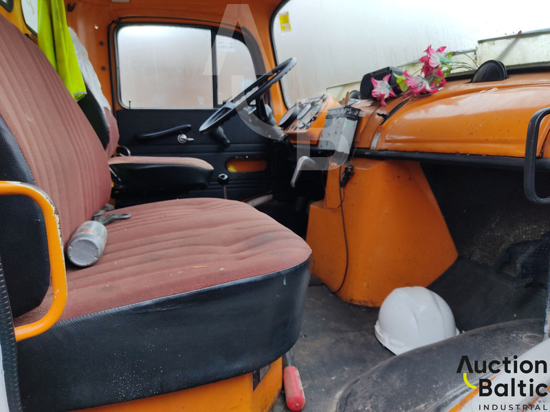 Грузовик с подъемником Mercedes-Benz Lako 911: фото 6 Грузовик с подъемником Mercedes-Benz Lako 911: фото 6