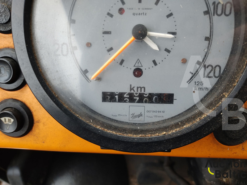 Грузовик с подъемником Mercedes-Benz Lako 911: фото 8 Грузовик с подъемником Mercedes-Benz Lako 911: фото 8