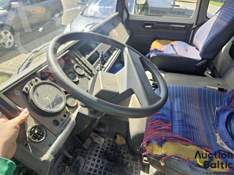 Грузовик-цистерна Renault Midliner S 150: фото 6 Грузовик-цистерна Renault Midliner S 150: фото 6