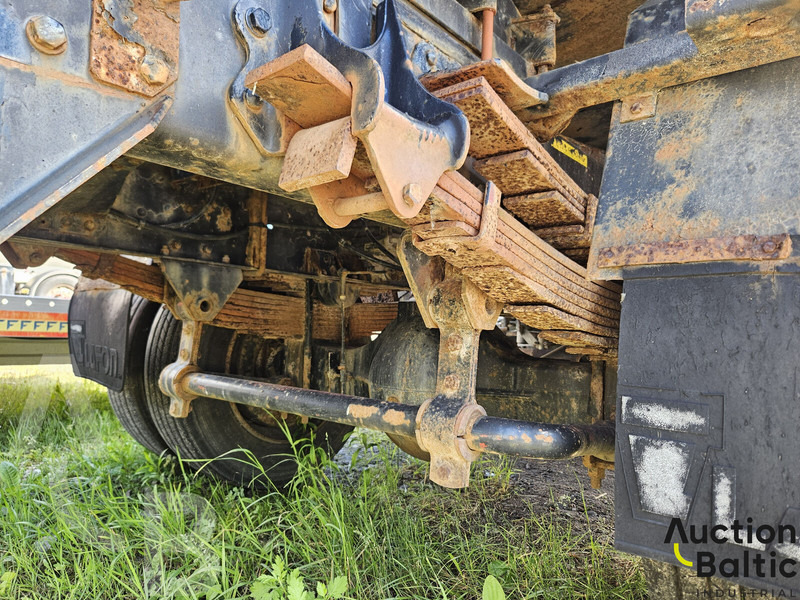 Грузовик-цистерна Renault Midliner S 150: фото 18 Грузовик-цистерна Renault Midliner S 150: фото 18