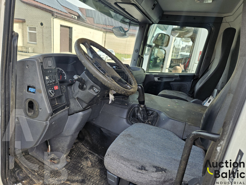 Scania P 230 - Грузовик-цистерна: фото 5 Scania P 230 - Грузовик-цистерна: фото 5