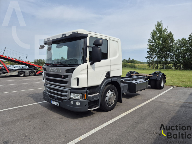 Scania P 450 - Грузовик-шасси: фото 1 Scania P 450 - Грузовик-шасси: фото 1