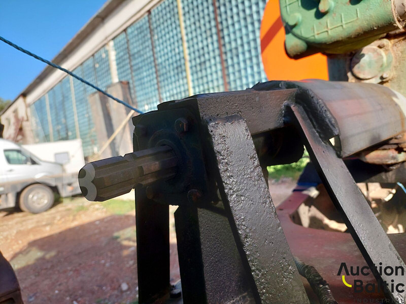 Trailer for transporting and watering water - Прицеп-цистерна: фото 5 Trailer for transporting and watering water - Прицеп-цистерна: фото 5