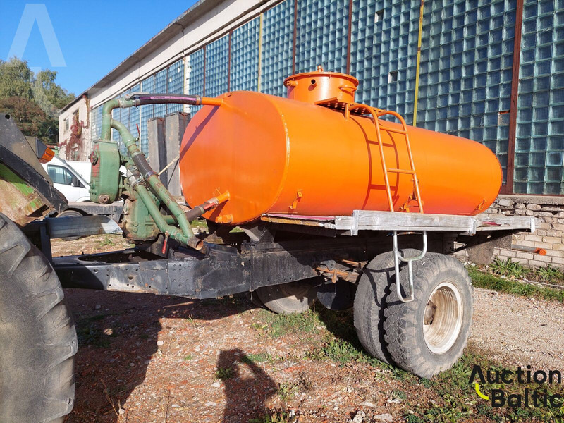 Trailer for transporting and watering water - Прицеп-цистерна: фото 2 Trailer for transporting and watering water - Прицеп-цистерна: фото 2