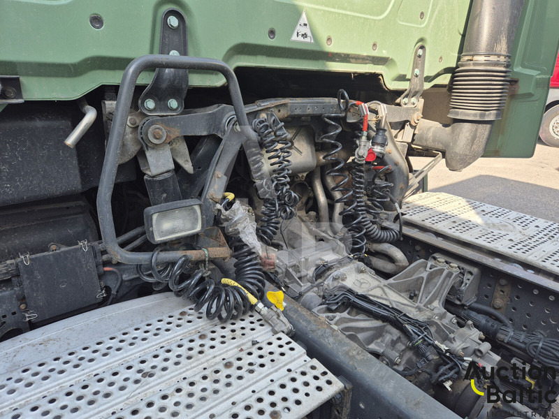 Тягач Mercedes-Benz Actros 1845: фото 17