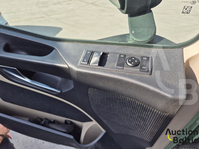 Тягач Mercedes-Benz Actros 1845: фото 13