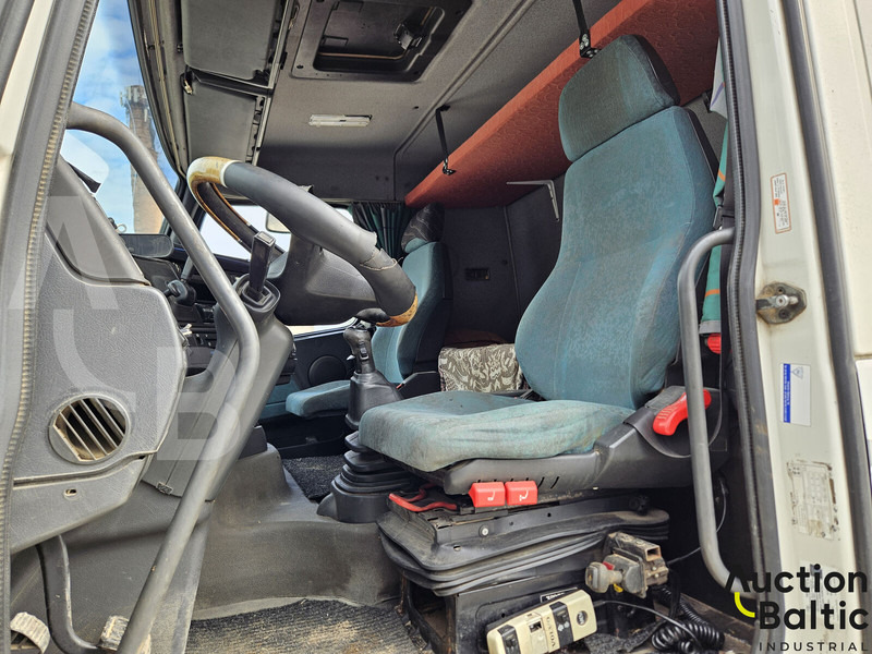 Volvo FH12 - Тягач: фото 5 Volvo FH12 - Тягач: фото 5