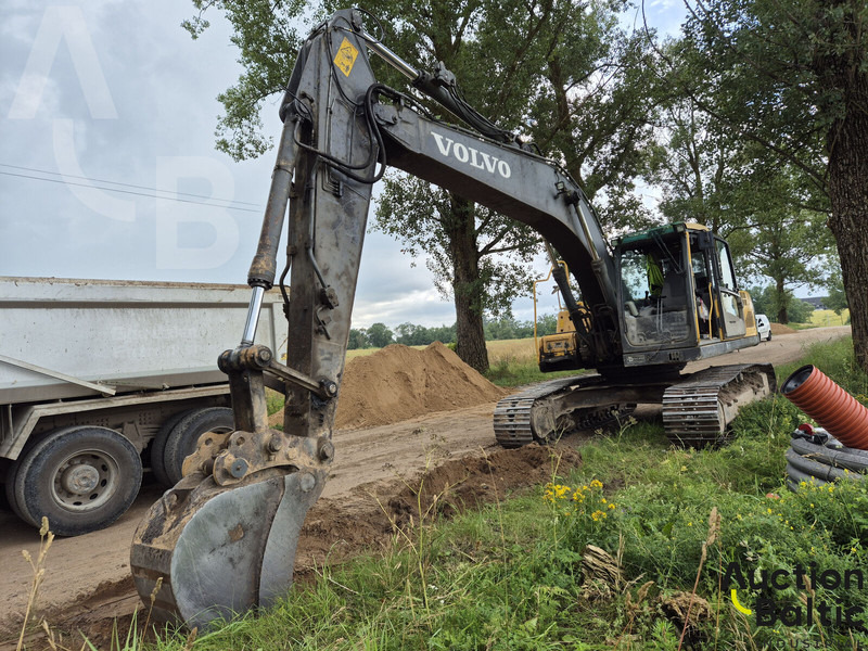 Volvo EC 210 C L - Гусеничный экскаватор: фото 2 Volvo EC 210 C L - Гусеничный экскаватор: фото 2