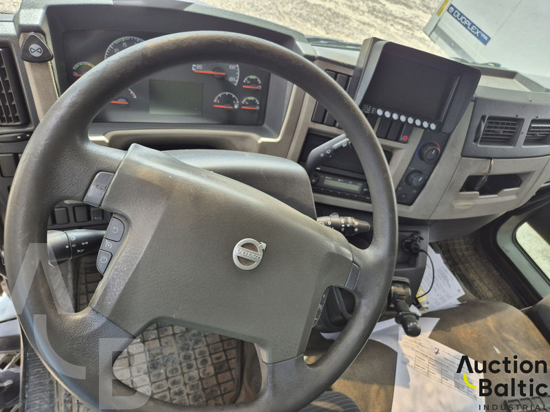 Volvo FL240 - Грузовик с закрытым кузовом: фото 5 Volvo FL240 - Грузовик с закрытым кузовом: фото 5