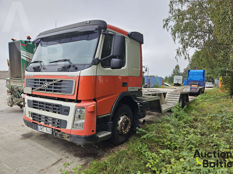 Volvo FM12 - Автовоз: фото 2 Volvo FM12 - Автовоз: фото 2