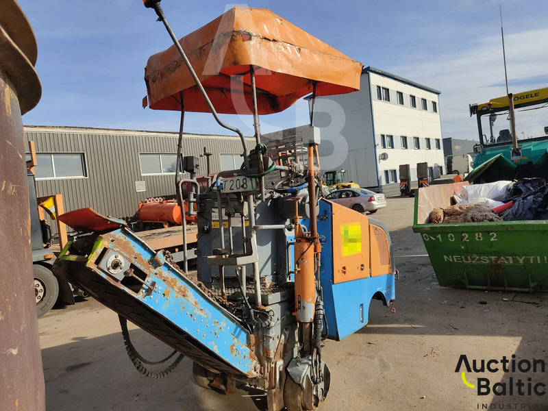 Wirtgen W35DC - Асфальтоукладочная техника: фото 4 Wirtgen W35DC - Асфальтоукладочная техника: фото 4