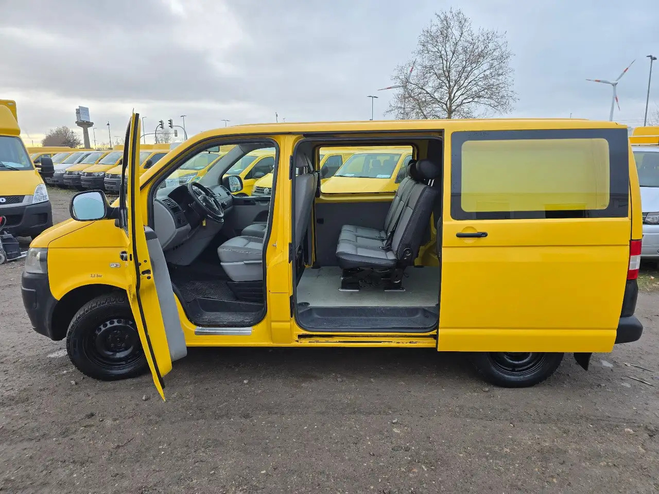 Volkswagen T5 Transporter/2.0 TDI/EU5/1.Hand/5-Sitze - Цельнометаллический фургон: фото 1 Volkswagen T5 Transporter/2.0 TDI/EU5/1.Hand/5-Sitze - Цельнометаллический фургон: фото 1