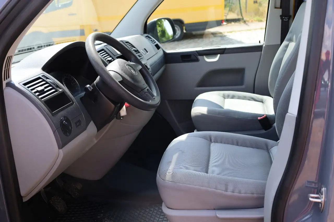Volkswagen T5 Transporter Kasten-Kombi 2.0 TDI/EU5/5-Sitze - Легковой автомобиль: фото 5 Volkswagen T5 Transporter Kasten-Kombi 2.0 TDI/EU5/5-Sitze - Легковой автомобиль: фото 5