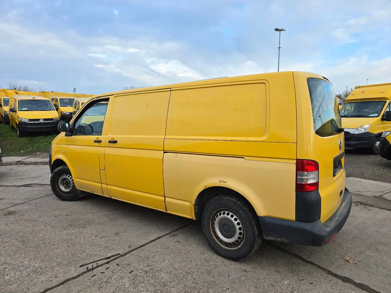 Volkswagen T5 lang Transporter Kasten-Kombi 2.0 TDI/EU5 - Цельнометаллический фургон: фото 4 Volkswagen T5 lang Transporter Kasten-Kombi 2.0 TDI/EU5 - Цельнометаллический фургон: фото 4
