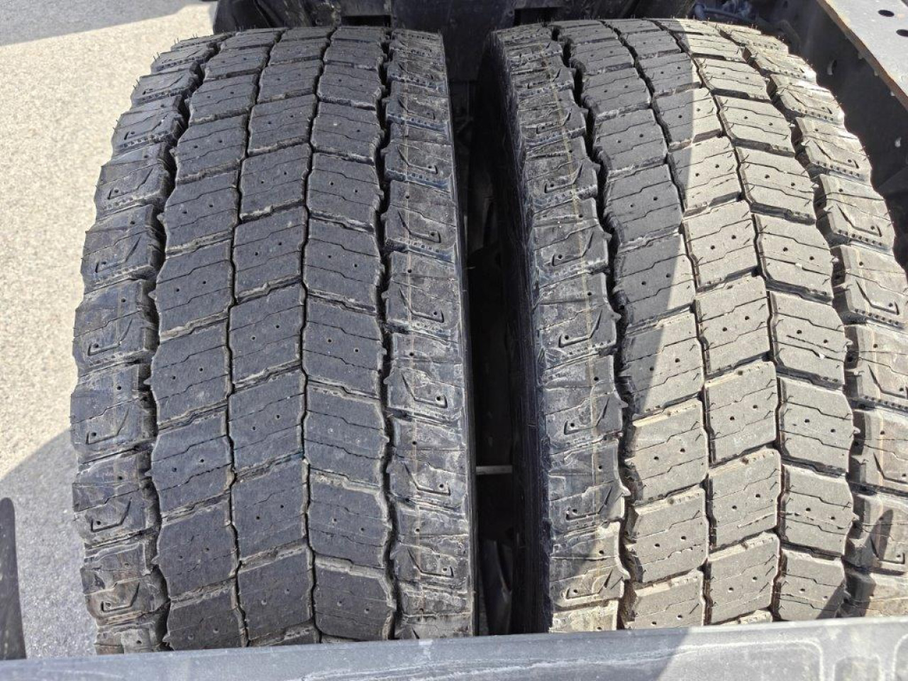 IVECO Stralis AS440S46T/P2LNG Euro6 Intarder Klima - Тягач: фото 5 IVECO Stralis AS440S46T/P2LNG Euro6 Intarder Klima - Тягач: фото 5