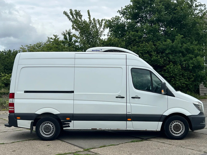 Mercedes-Benz Sprinter 319 LAMBERET-KERSTNER Fridge/**319 V6 Euro6** - Малотоннажный рефрижератор: фото 4 Mercedes-Benz Sprinter 319 LAMBERET-KERSTNER Fridge/**319 V6 Euro6** - Малотоннажный рефрижератор: фото 4