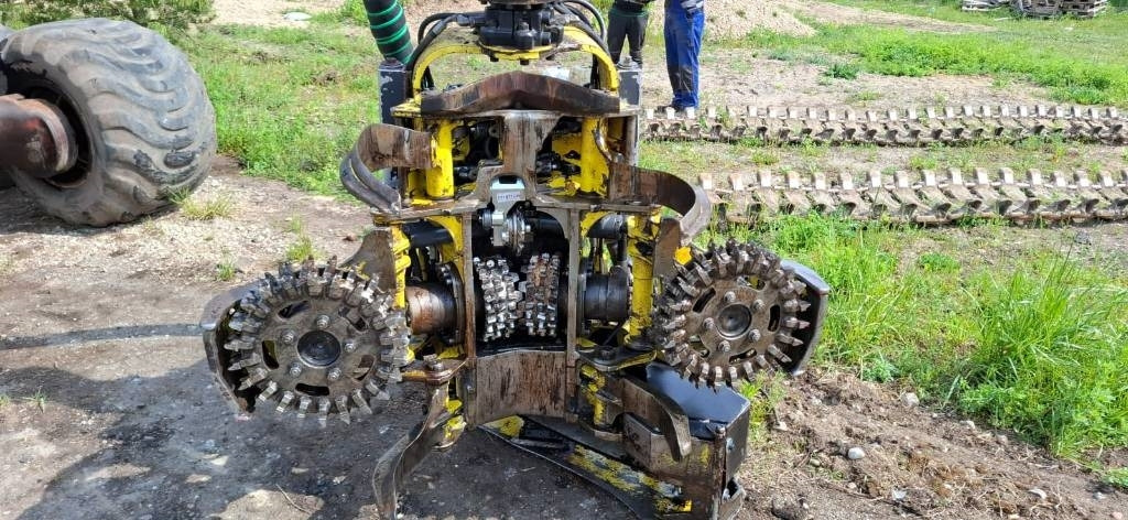 John Deere 1070 E - Харвестер: фото 4 John Deere 1070 E - Харвестер: фото 4