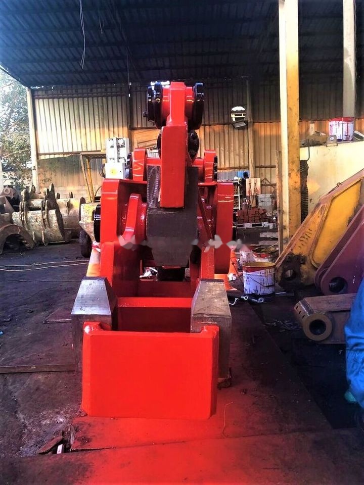 AME 360' Rotating Concrete Demolition Shear Jaw Suitable for 30-50 T - Гидроножницы для Экскаваторов: фото 4 AME 360' Rotating Concrete Demolition Shear Jaw Suitable for 30-50 T - Гидроножницы для Экскаваторов: фото 4