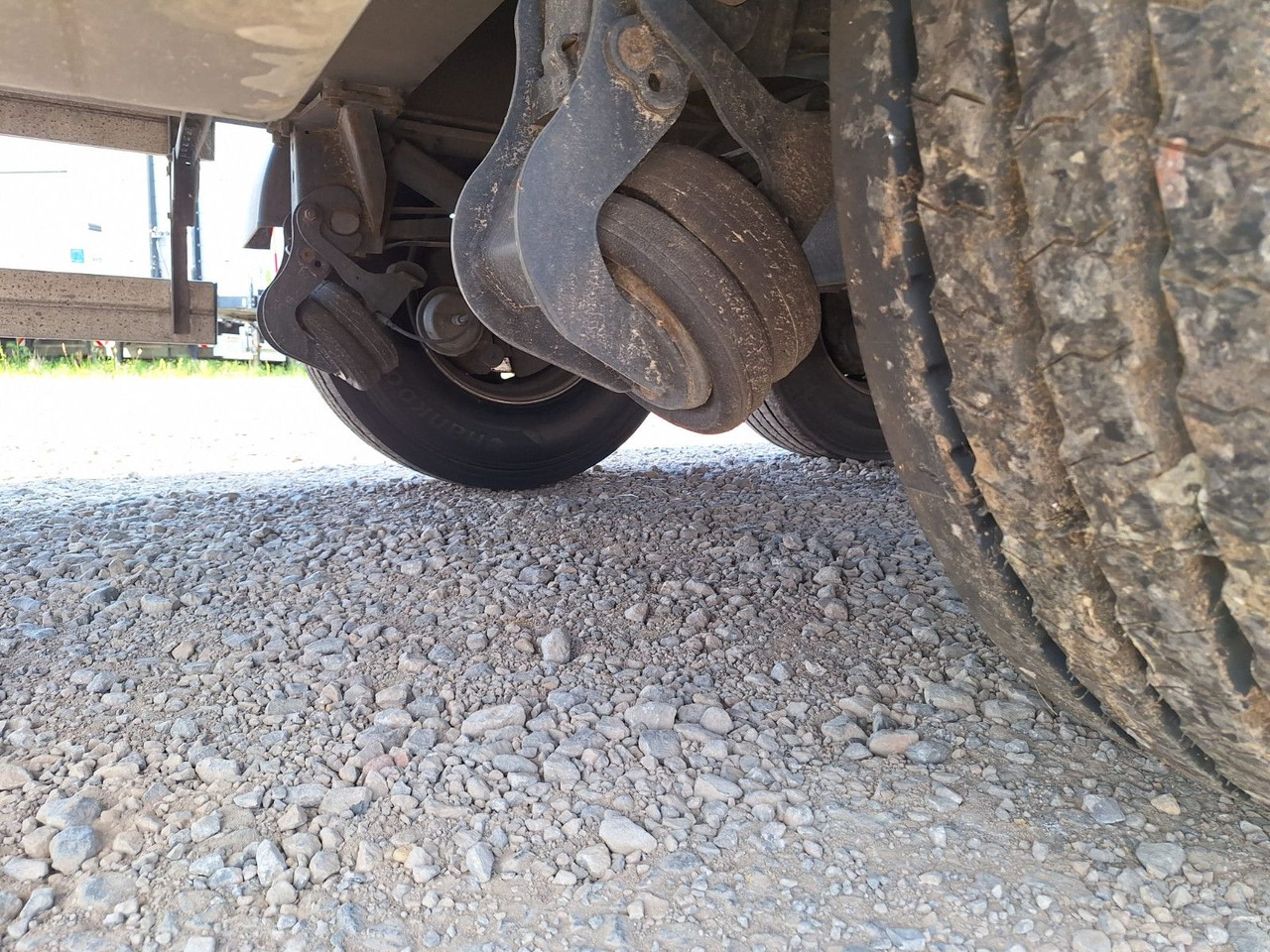 Benalu Bulkliner S 95 50m³ Kombiklappe - Самосвальный полуприцеп: фото 5 Benalu Bulkliner S 95 50m³ Kombiklappe - Самосвальный полуприцеп: фото 5