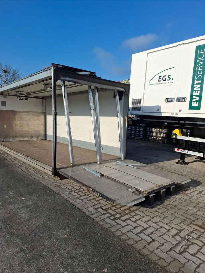 Getränke Abrollcontainer - Полуприцеп-контейнеровоз/ Сменный кузов: фото 4 Getränke Abrollcontainer - Полуприцеп-контейнеровоз/ Сменный кузов: фото 4