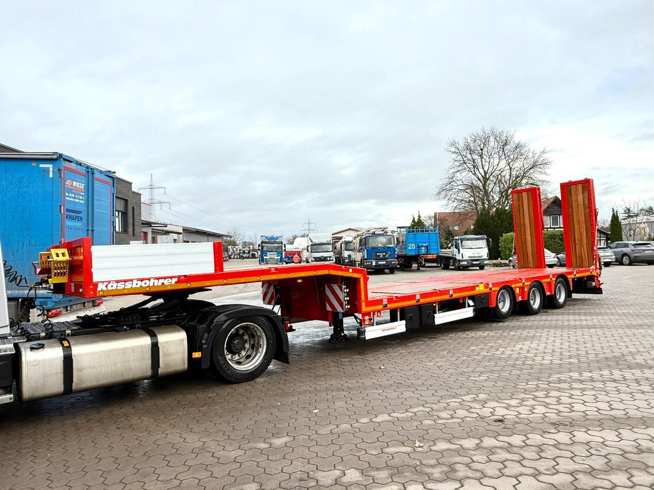 Kässbohrer K.SLS 3 / 0N 18/30 Tieflader mit hydr. Rampen - Низкорамный полуприцеп: фото 3 Kässbohrer K.SLS 3 / 0N 18/30 Tieflader mit hydr. Rampen - Низкорамный полуприцеп: фото 3