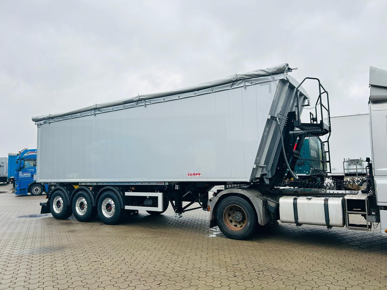 Kempf SKM 36/3 AK Alu Kipper 55 m³ Waschgerät - Самосвальный полуприцеп: фото 3 Kempf SKM 36/3 AK Alu Kipper 55 m³ Waschgerät - Самосвальный полуприцеп: фото 3