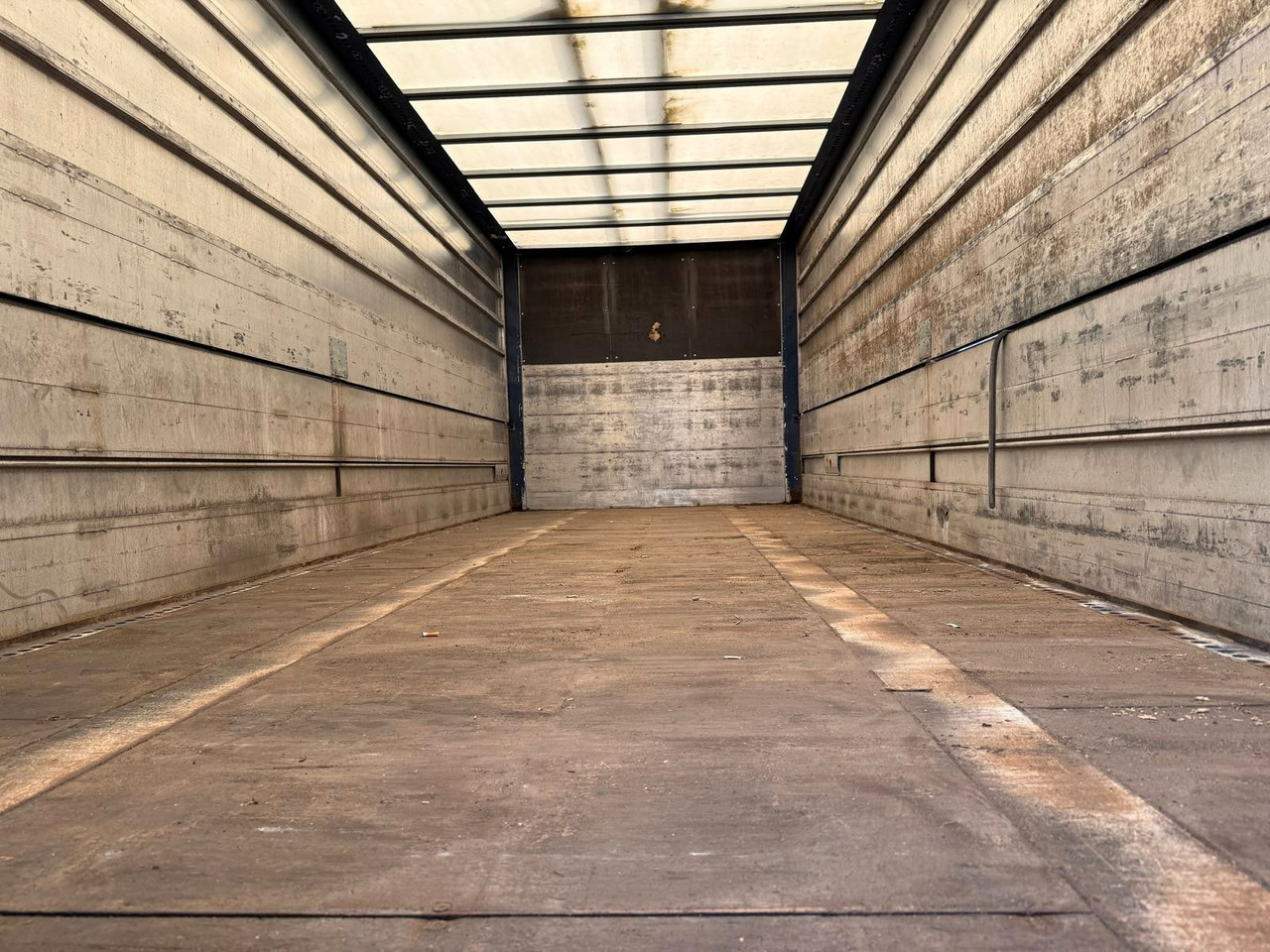 Грузовик для перевозки напитков MAN TGA Schwenkwand-Getränkeaufbau incl. Anhänger: фото 11 Грузовик для перевозки напитков MAN TGA Schwenkwand-Getränkeaufbau incl. Anhänger: фото 11