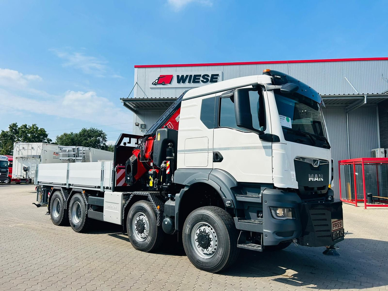 MAN TGS 41.520 8x8 mit Fassi Ladekran F710RA.2.26 - Грузовик бортовой/ Платформа: фото 4 MAN TGS 41.520 8x8 mit Fassi Ladekran F710RA.2.26 - Грузовик бортовой/ Платформа: фото 4
