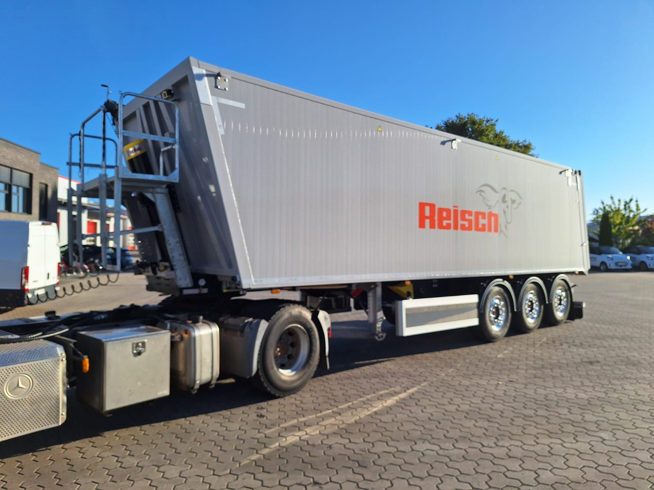 Reisch RHKS Kipper 50m³ SOFORT VERFÜGBAR - Самосвальный полуприцеп: фото 1 Reisch RHKS Kipper 50m³ SOFORT VERFÜGBAR - Самосвальный полуприцеп: фото 1