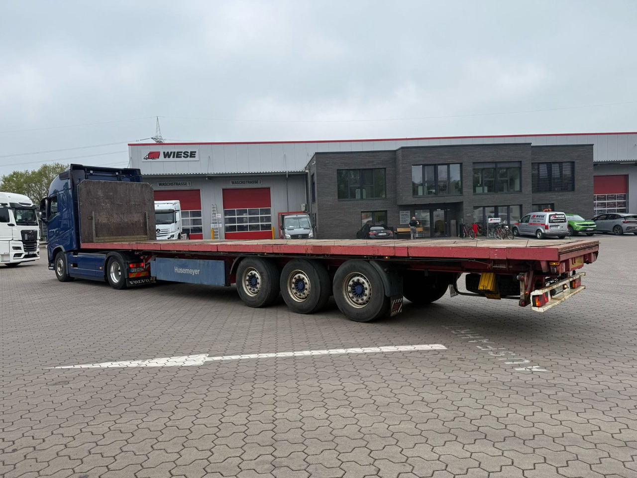 Schwarzmüller SPA 3/E Plattform Auflieger mit Schwerlastwinden - Полуприцеп бортовой/ Платформа: фото 1 Schwarzmüller SPA 3/E Plattform Auflieger mit Schwerlastwinden - Полуприцеп бортовой/ Платформа: фото 1