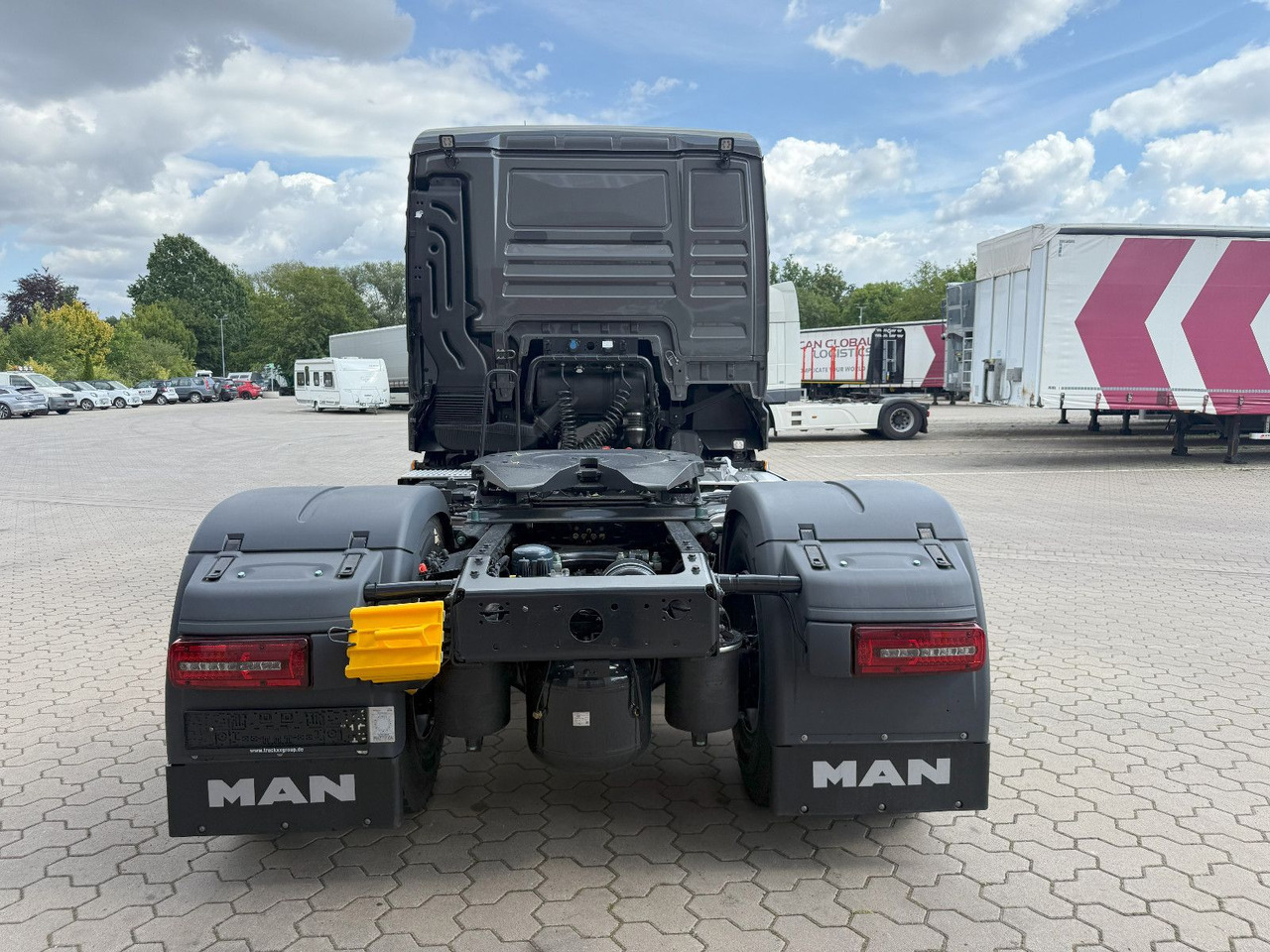 MAN TGX 18.480 4x4H HydroDrive mit Hydraulik - Тягач: фото 4 MAN TGX 18.480 4x4H HydroDrive mit Hydraulik - Тягач: фото 4