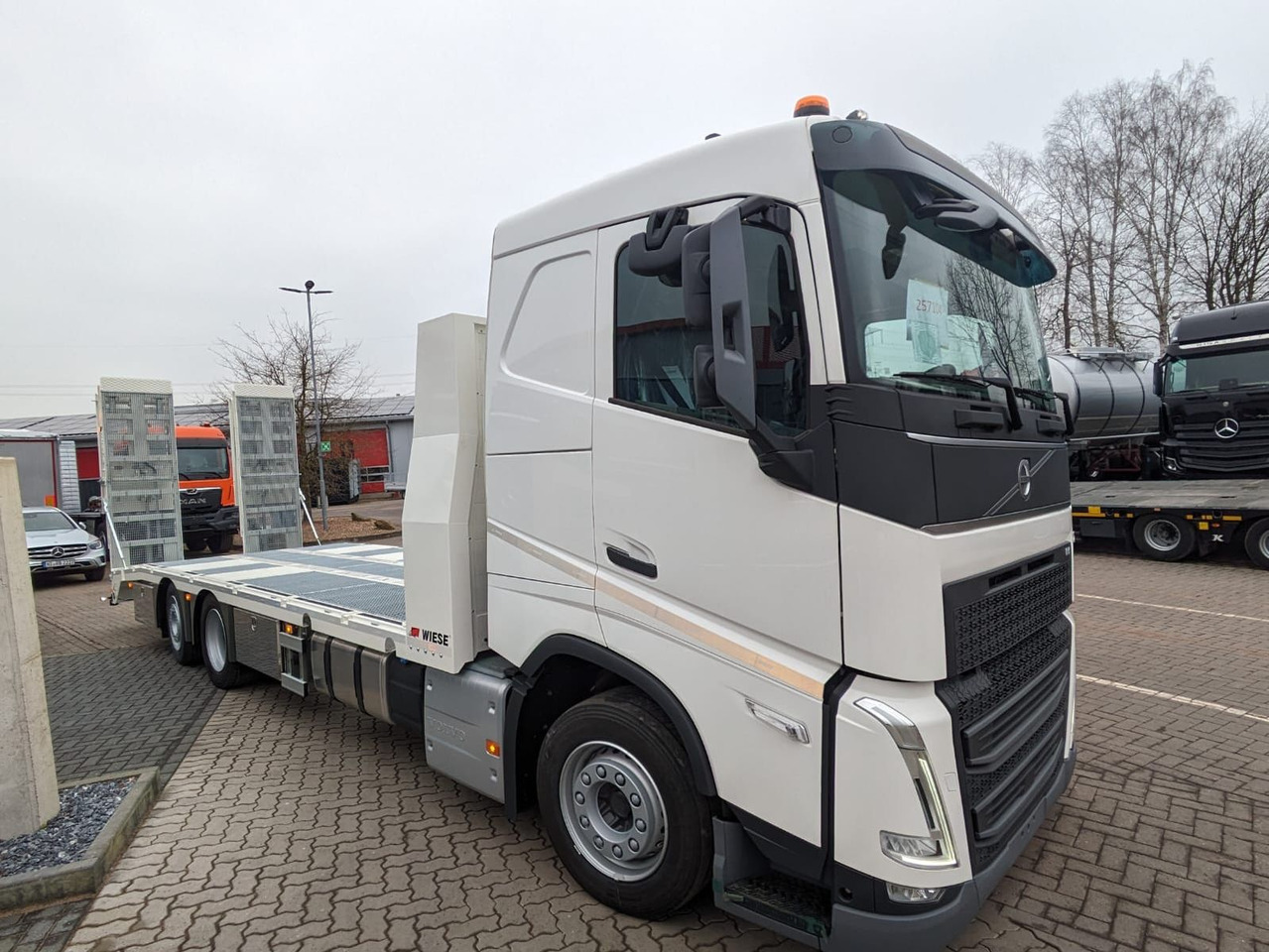 Volvo FH 420 Maschinentransporter Rampennen. - Эвакуатор: фото 2 Volvo FH 420 Maschinentransporter Rampennen. - Эвакуатор: фото 2