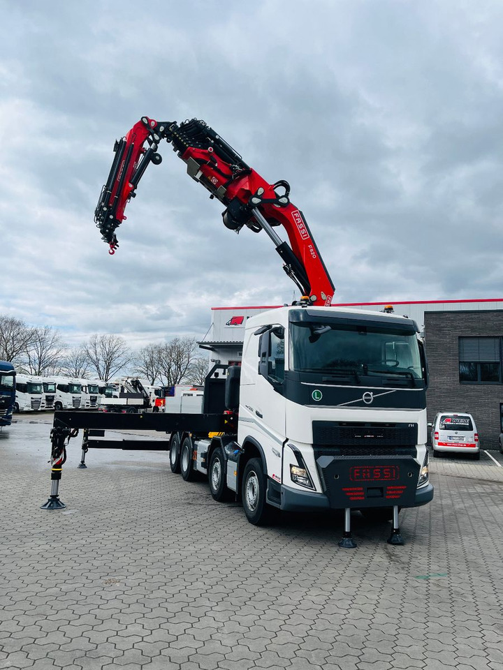 Volvo FH 500 8x4 Kran F820 RA2.27 Jib & Winde Sofort - Грузовик бортовой/ Платформа, Автоманипулятор: фото 3 Volvo FH 500 8x4 Kran F820 RA2.27 Jib & Winde Sofort - Грузовик бортовой/ Платформа, Автоманипулятор: фото 3