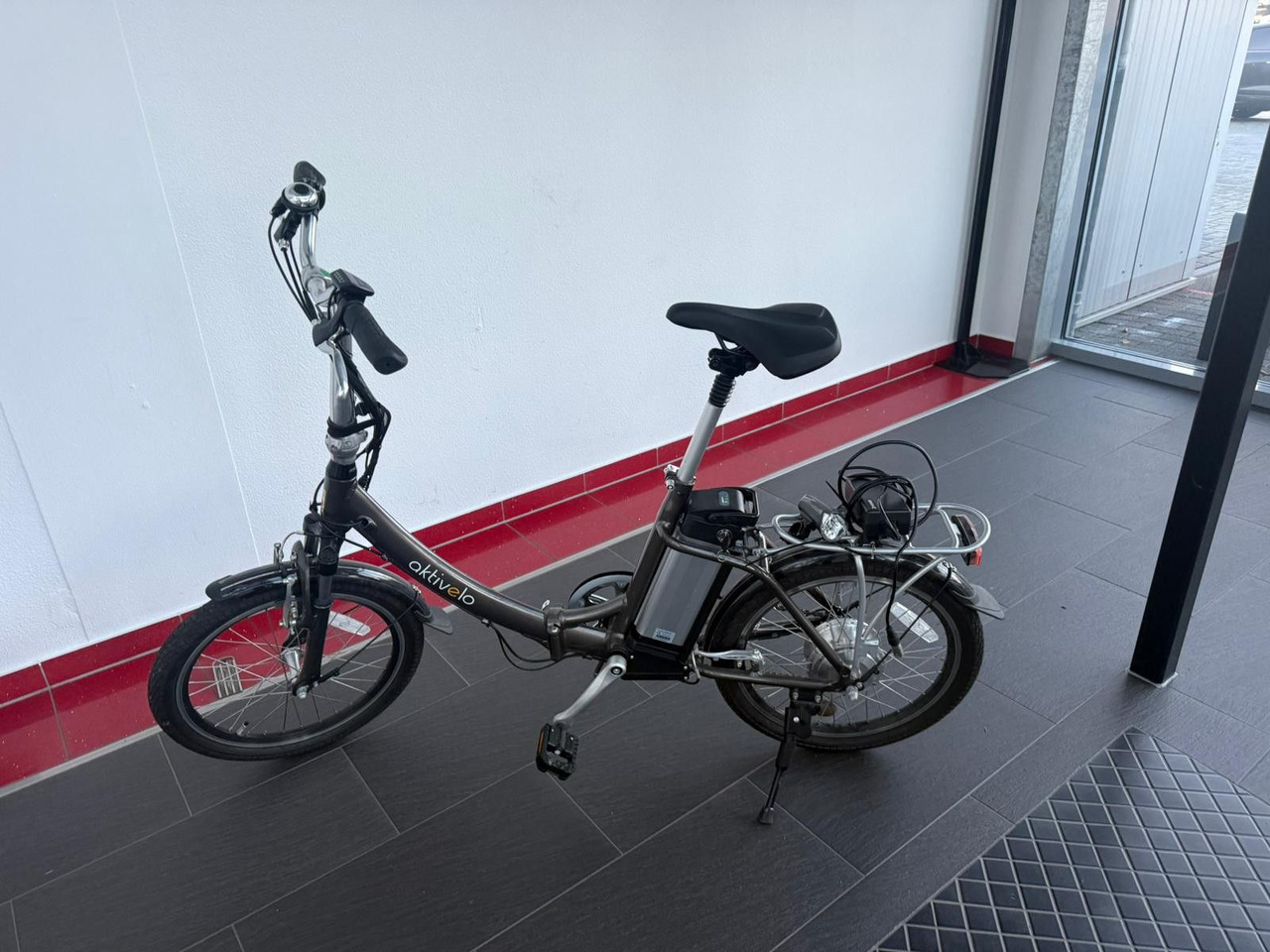Aktivelo Elektro-Faltrad Sport, 20 Zoll Wie Neu - Мотоцикл: фото 4 Aktivelo Elektro-Faltrad Sport, 20 Zoll Wie Neu - Мотоцикл: фото 4