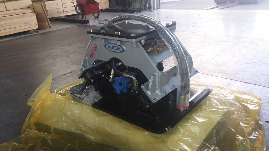 AJCE ACP-20 Vibration Plate Compactor - Виброплита: фото 4 AJCE ACP-20 Vibration Plate Compactor - Виброплита: фото 4