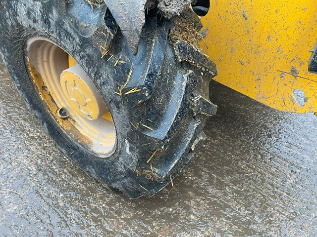 JCB 531 70 super agri - Телескопический погрузчик: фото 4 JCB 531 70 super agri - Телескопический погрузчик: фото 4