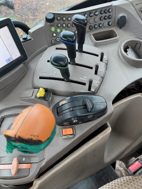 JOHN DEERE 6140R - Трактор: фото 5 JOHN DEERE 6140R - Трактор: фото 5