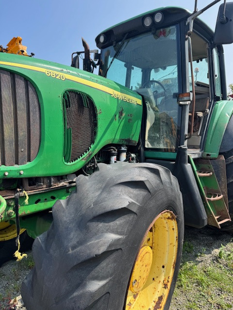 JOHN DEERE 6820 - Трактор: фото 3 JOHN DEERE 6820 - Трактор: фото 3