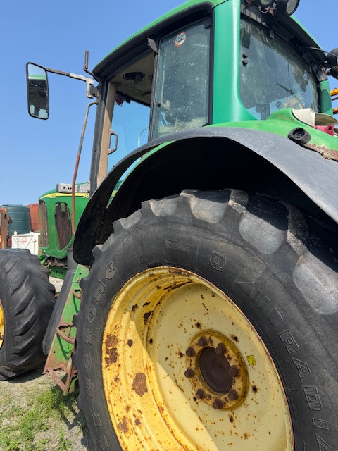 JOHN DEERE 6820 - Трактор: фото 4 JOHN DEERE 6820 - Трактор: фото 4