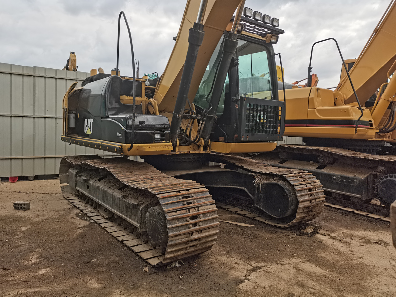 CATERPILLAR 312D2 - Экскаватор: фото 3 CATERPILLAR 312D2 - Экскаватор: фото 3