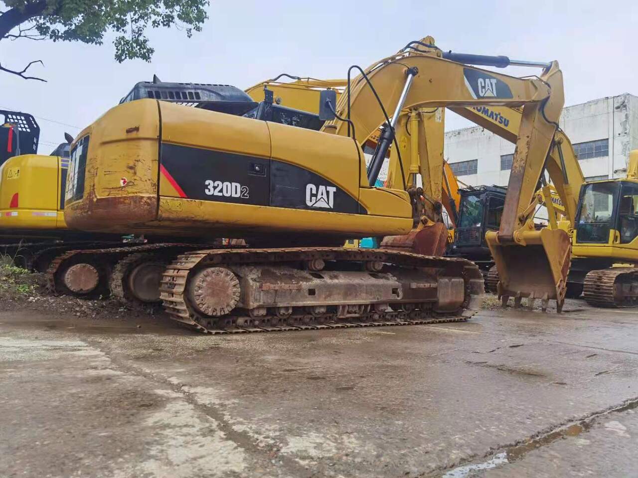 CATERPILLAR 320D2 - Гусеничный экскаватор: фото 3 CATERPILLAR 320D2 - Гусеничный экскаватор: фото 3
